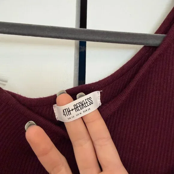 Burgundy One-Shoulder Ribbed Top - Picture 3 of 4